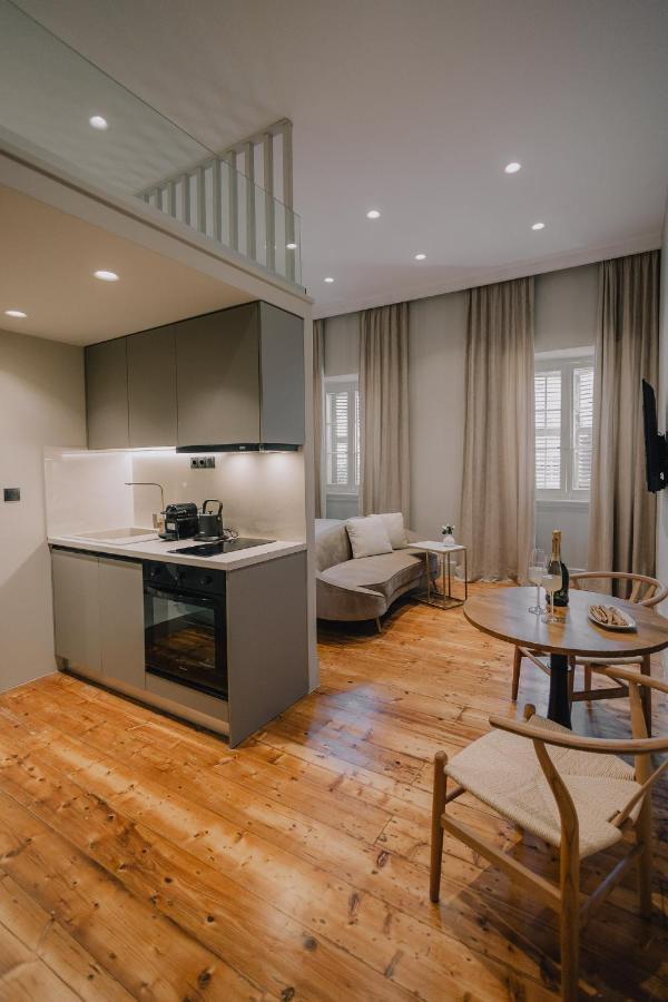 Sanrocco Suites -Corfu Town Luxury Apartments エクステリア 写真
