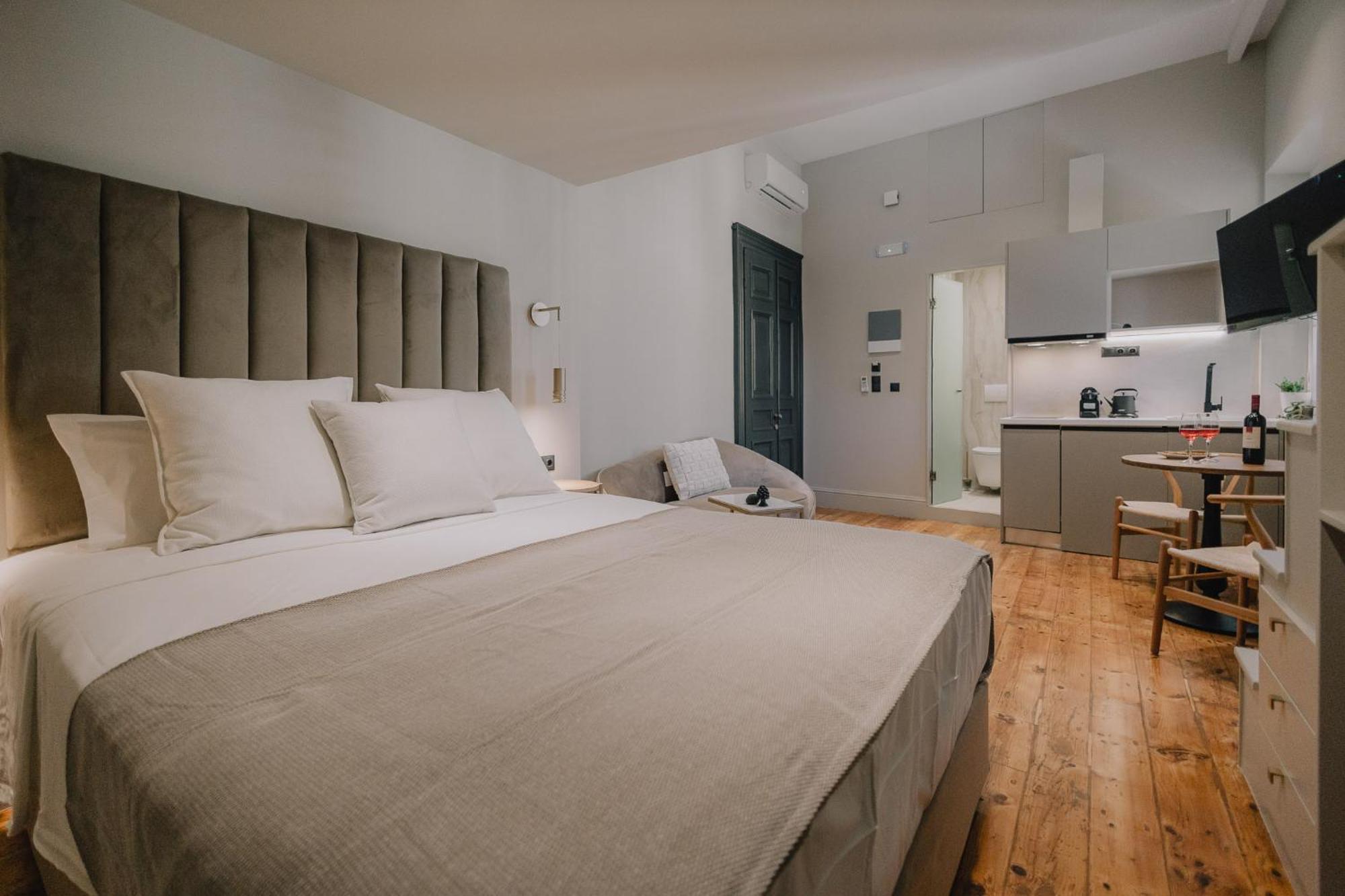 Sanrocco Suites -Corfu Town Luxury Apartments エクステリア 写真